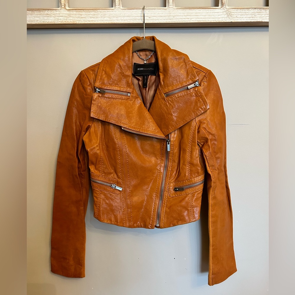 BCBG MaxAzria genuine leather hi low moto style jacket size XXS
